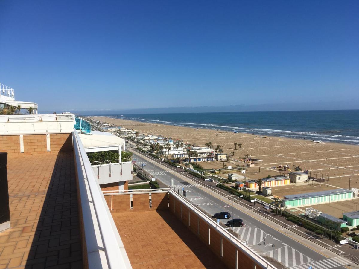 Appartamento Fronte Mare ريميني المظهر الخارجي الصورة