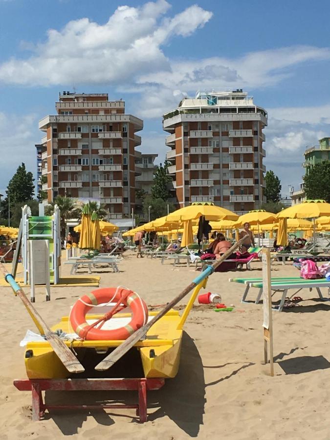 Appartamento Fronte Mare ريميني المظهر الخارجي الصورة