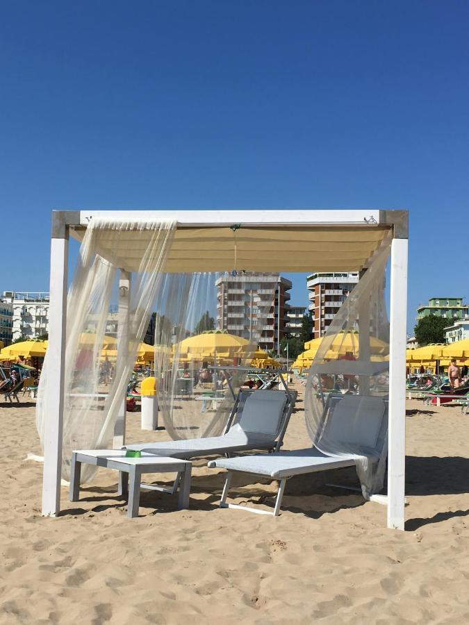 Appartamento Fronte Mare ريميني المظهر الخارجي الصورة
