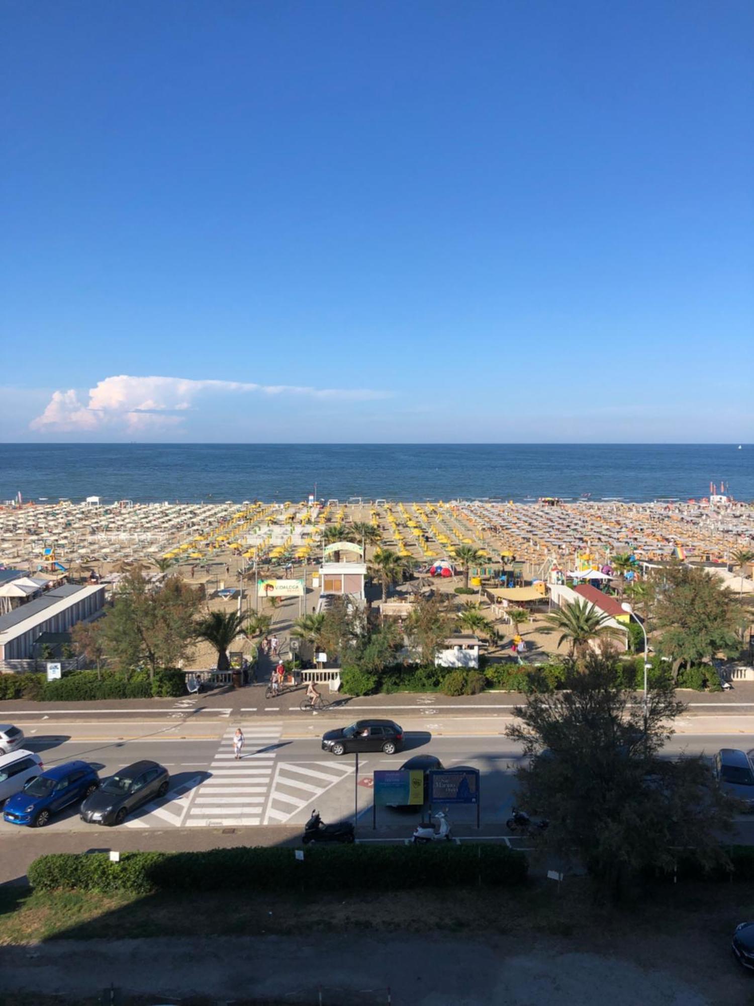Appartamento Fronte Mare ريميني المظهر الخارجي الصورة